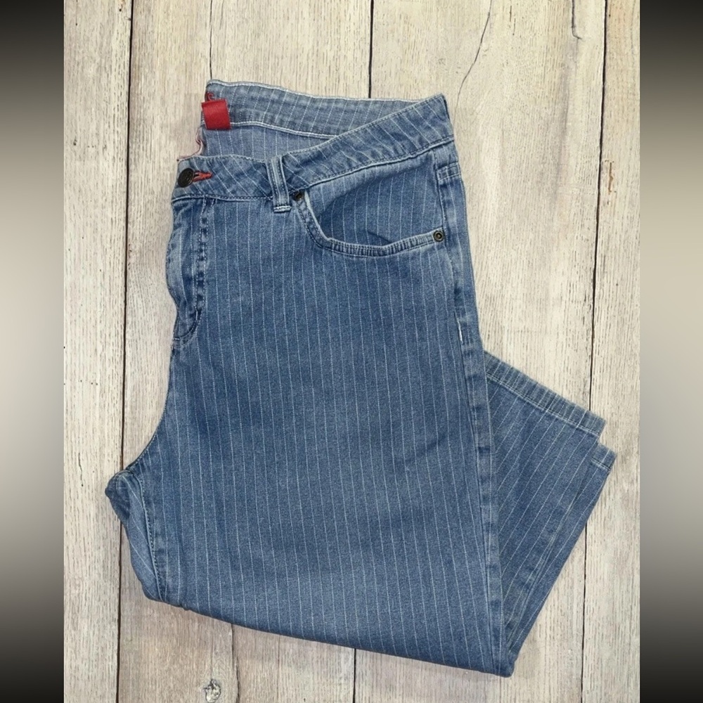 Smith’s Dungarees Women’s Striped Capri Crop Jeans Size 16
